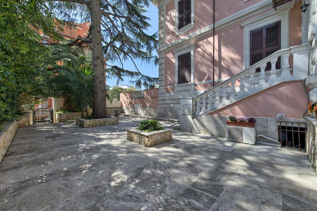 Casa Vacanze Monteverde ローマ エクステリア 写真